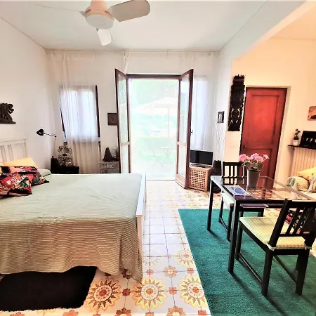 Vakantiehuis Lovely House *