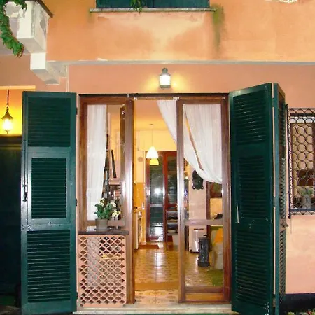 Vakantiehuis Lovely House *